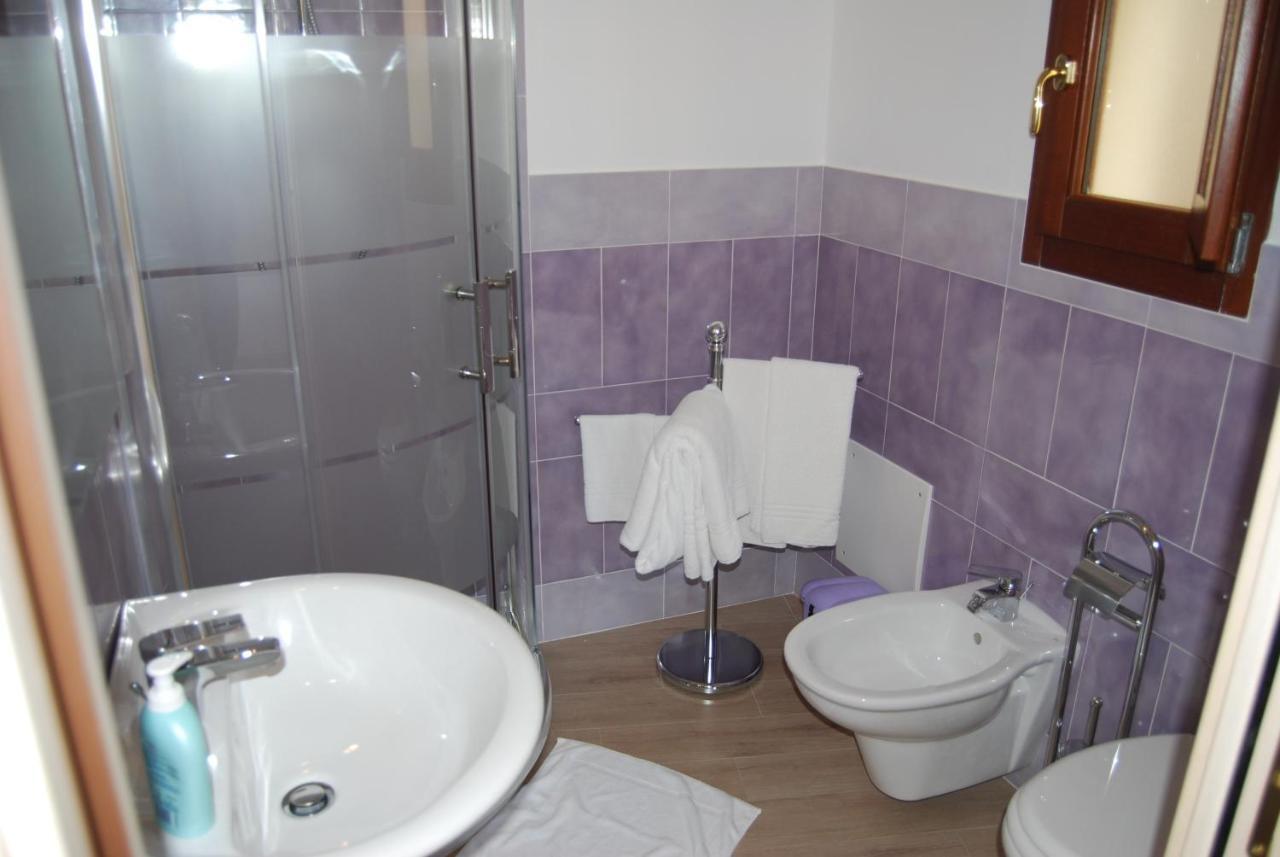 B&B Colti Di Rosa Castelsardo Pokoj fotografie